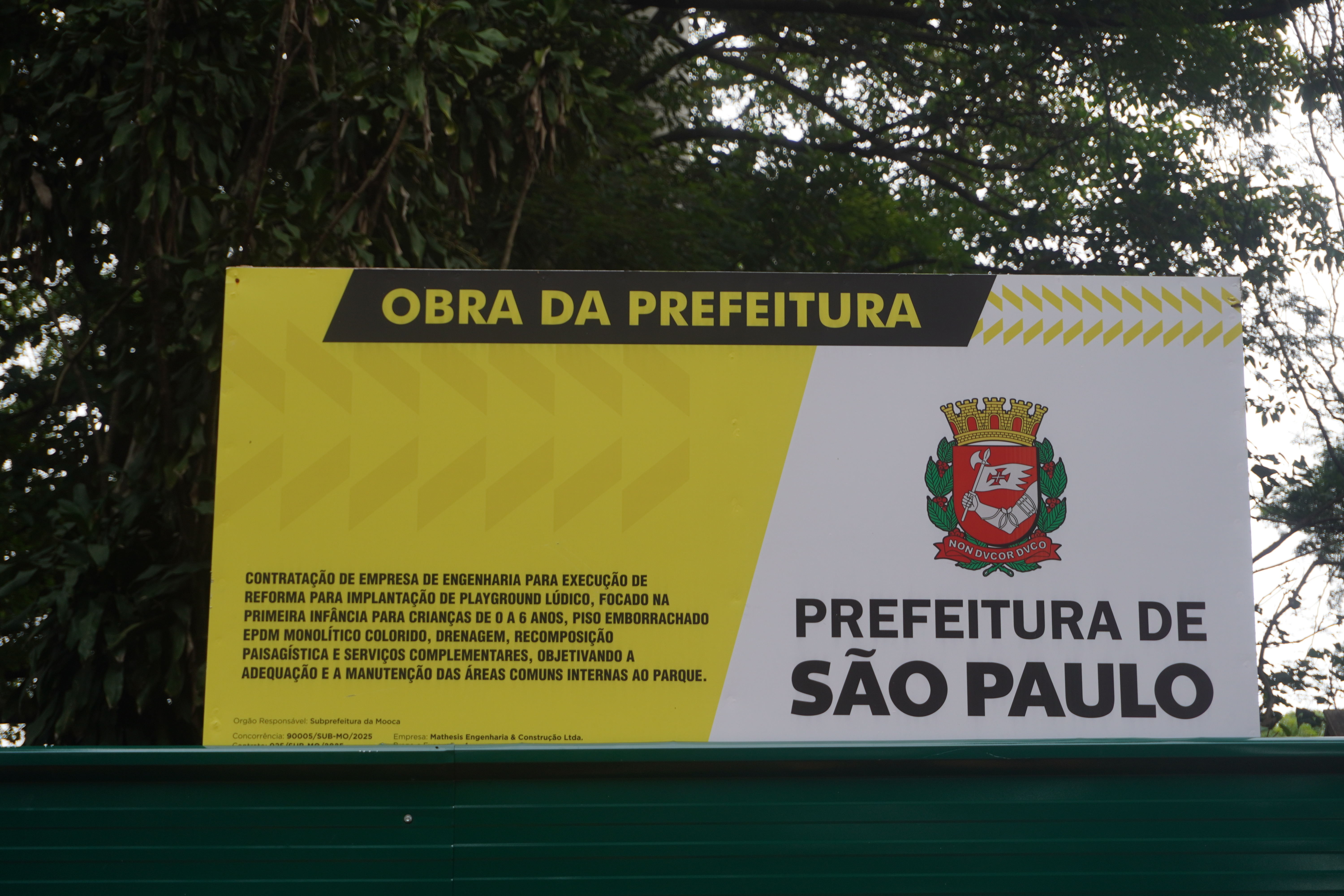 Placa do Play Lúdico em obra no Centro Esportivo da Mooca – Créditos: Mayumi Motizuki/Subprefeitura da Mooca